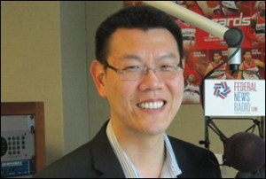 headshot of Yong-Gon Chon